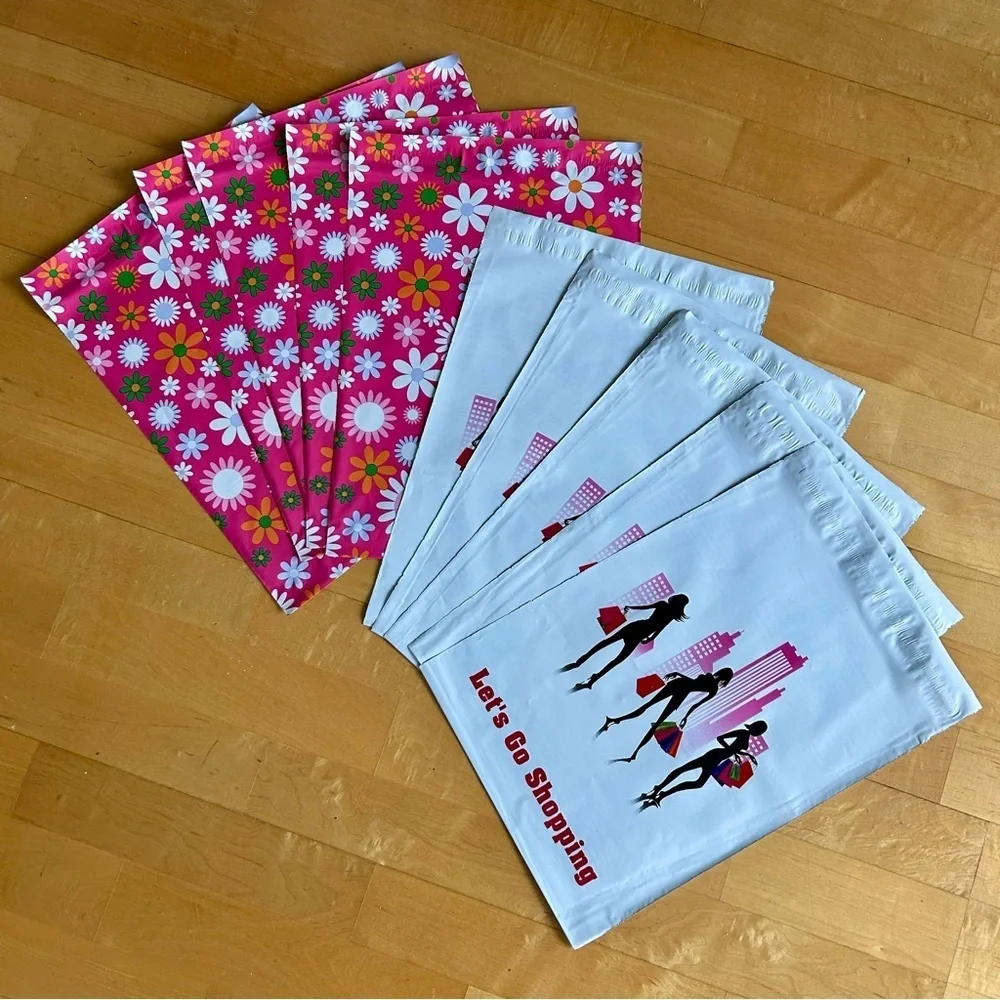 10 Count - Variety Bundle of 10x13 Polymailers (DAISIES + LET’S GO SHOPPING)